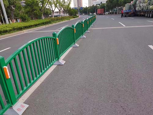 道路护栏