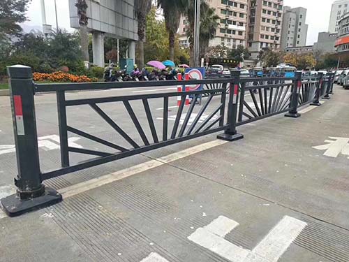 道路护栏